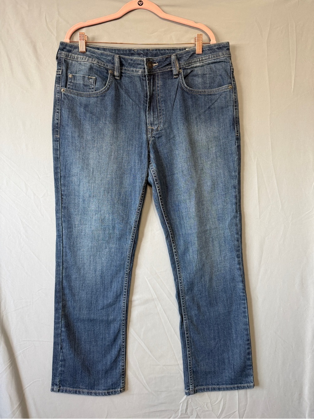 Buffalo David Bitton Mens Straight Leg Jeans Size 34 Medium Wash Blue Denim